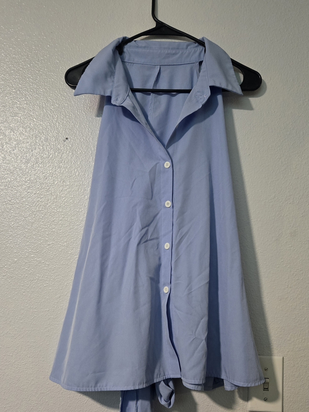 SHEIN Curve Light Blue Button-Front Sleeveless Top